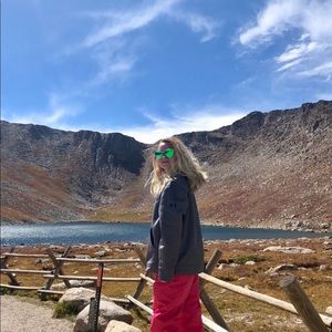 Meet your Posher, Kendall